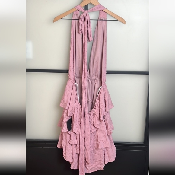 LULU'S Swiss dot mauve halter mini dress - Picture 4 of 7